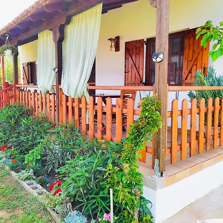 Rodavgi Apartment *