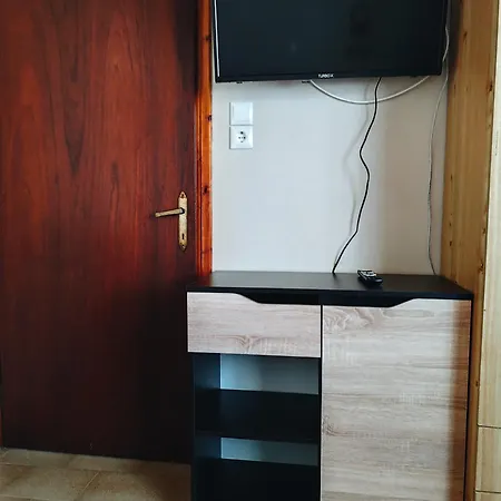 Rodavgi * Paralia Sikias